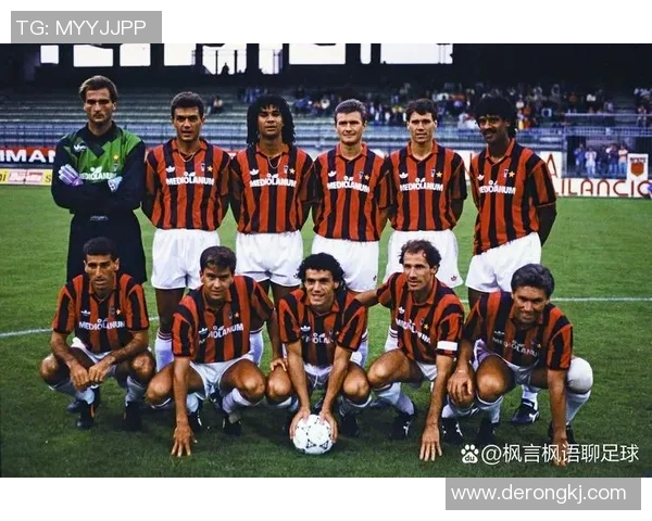 全球足球巅峰时期十大传奇球星及其辉煌成就回顾