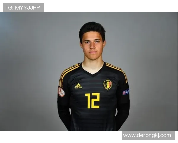 全球足球球星各位置排名榜揭晓 谁是最佳前锋中场后卫门将