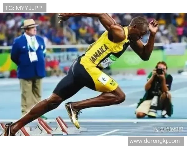 博尔特足球场上的极速风采壁纸展示，速度与激情的完美结合